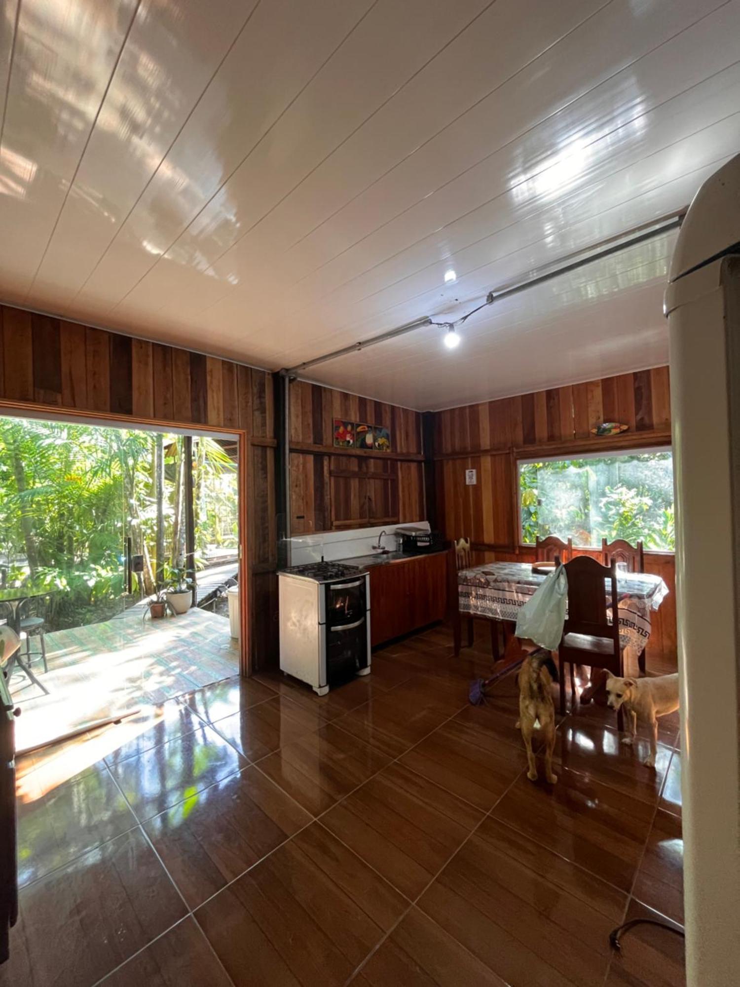 Olaria River Hostel เบเลม ภายนอก รูปภาพ